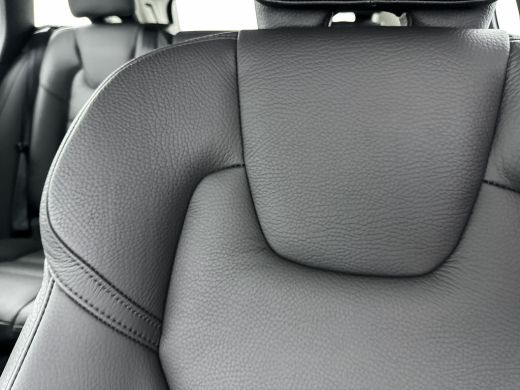 Volvo  V60 T6 Recharge Plus Bright | 19" | Trekhaak | Leder | Elektrisch verst. Stoelen | Stoel/Stuur/achter... ActivLease financial lease