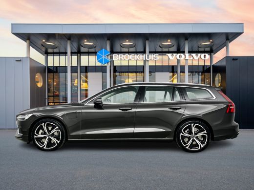 Volvo  V60 T6 Recharge Plus Bright | 19" | Trekhaak | Leder | Elektrisch verst. Stoelen | Stoel/Stuur/achter... ActivLease financial lease