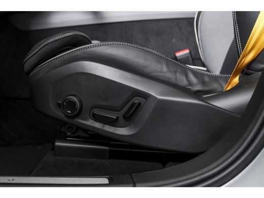 Volvo  XC60 T8 Plug-in-hybrid AWD Polestar Engineered - Facelift MY26 | S/K-Panodak | Elek. Trekhaak | Harman... ActivLease financial lease