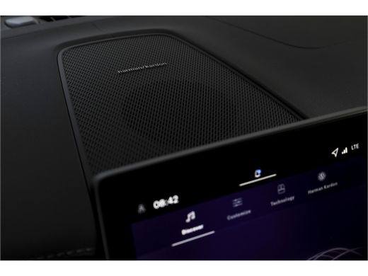 Volvo  XC60 T8 Plug-in-hybrid AWD Polestar Engineered - Facelift MY26 | S/K-Panodak | Elek. Trekhaak | Harman... ActivLease financial lease