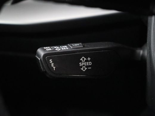 Audi A3 40 TFSIe Edition | SOH 94% | Panoramadak | Carplay | Virtual Cockpit | Climate control | Parkeerh... ActivLease financial lease