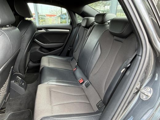 Audi A3 Limousine 30 TFSI S-Line | Trekhaak | Virtual | Navi | ActivLease financial lease