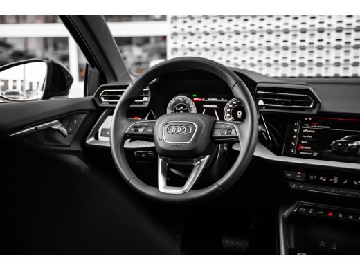 Audi A3 Sportback 40 TFSI e Advanced edition | Panoramadak | Matrix Led | Stoelverwarming ActivLease financial lease