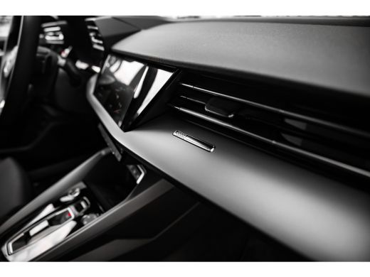 Audi A3 Sportback 40 TFSI e Advanced edition | Panoramadak | Matrix Led | Stoelverwarming ActivLease financial lease
