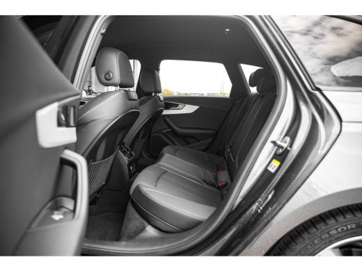 Audi A4 Avant 35 TFSI S edition Competition ActivLease financial lease