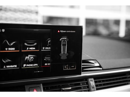 Audi A4 Avant 35 TFSI S edition Competition ActivLease financial lease