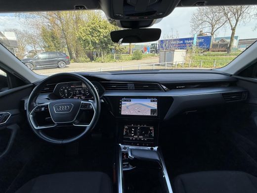 Audi e-tron Aut. 55 Quattro Edition 95kWh | Trekhaak| Navi | Xenon-LED | 89% SoH ActivLease financial lease