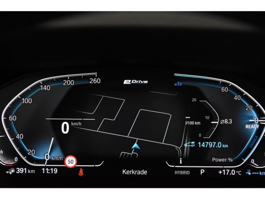 BMW 3 Serie 320e *1ste Eigenaar*Navigatie*Trekhaak*Camera*DAB* ActivLease financial lease