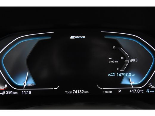 BMW 3 Serie 320e *1ste Eigenaar*Navigatie*Trekhaak*Camera*DAB* ActivLease financial lease