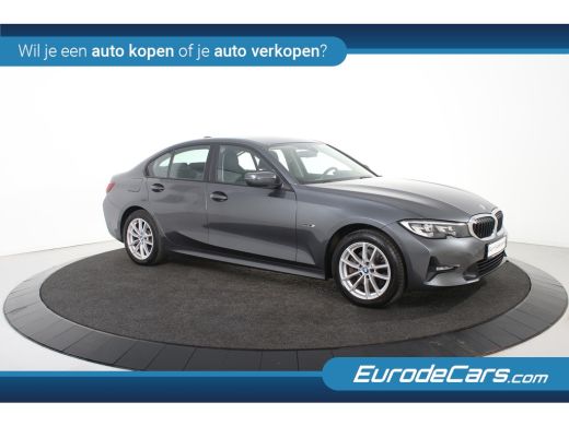 BMW 3 Serie 320e *1ste Eigenaar*Navigatie*Trekhaak*Camera*DAB* ActivLease financial lease