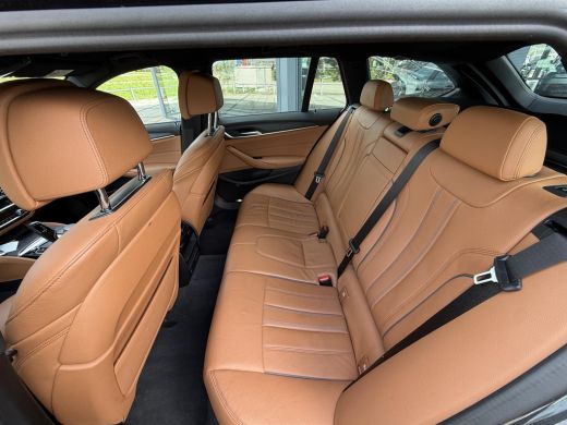BMW 5 Serie Touring 530e Aut. M-Sport Plus | BMW Laser | Trekhaak | Camera | ActivLease financial lease