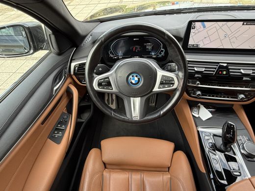 BMW 5 Serie Touring 530e Aut. M-Sport Plus | BMW Laser | Trekhaak | Camera | ActivLease financial lease