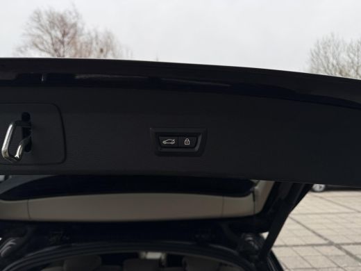 BMW X1 Aut. xDrive25e Executive Edition | SoH 85% | Trekhaak | Navi | Sfeer Verlichting | ActivLease financial lease