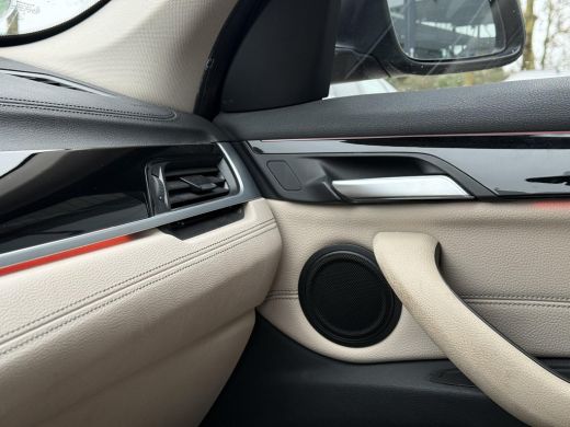 BMW X1 Aut. xDrive25e Executive Edition | SoH 85% | Trekhaak | Navi | Sfeer Verlichting | ActivLease financial lease