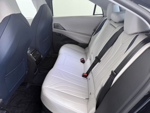 DS N&deg;8 Long Range Pallas 97 kWh | Panoramadak | Matrix led | 20" Velgen | Comfort stoelen | Elek. achter... ActivLease financial lease