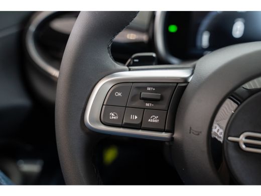Fiat 600 1.2 Hybrid Icon | 8 Jaar Garantie | Navigatie | Camera | Winter Pack | Comfort Pack | Climate Con... ActivLease financial lease