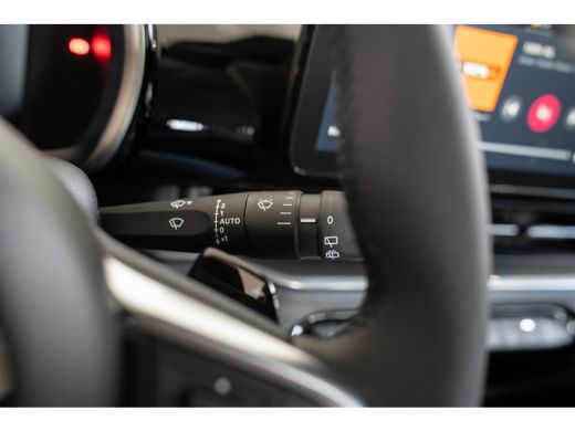 Fiat 600 1.2 Hybrid Icon | 8 Jaar Garantie | Navigatie | Camera | Winter Pack | Comfort Pack | Climate Con... ActivLease financial lease