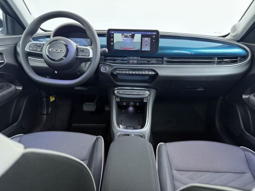 Fiat 600 Icon | 10,25" touchscreen radio met Bluetooth, DAB & USB | Automatische airconditioning | FlexFlo... ActivLease financial lease