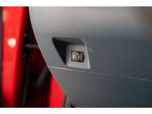 Fiat Grande Panda 1.2 Hybrid ICON | 8 Jaar Garantie | Apple Carplay & Android Auto | Parkeersensoren | Cruise Contr... ActivLease financial lease