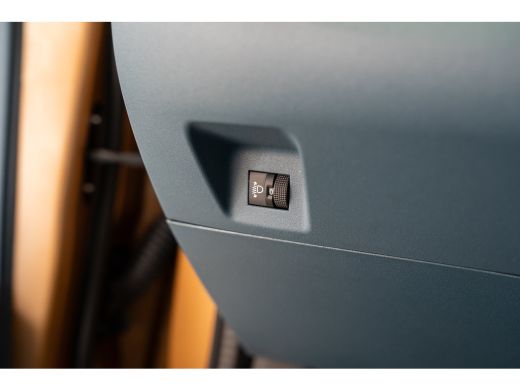 Fiat Grande Panda 1.2 Hybrid La Prima | 8 Jaar Garantie | Winter Pakket | Camera | Navigatie | Parkeersensoren | Na... ActivLease financial lease