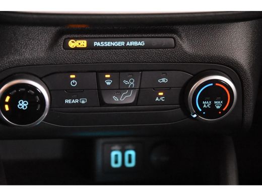 Ford Focus Connected *1ste Eigenaar*Trekhaak*Navigatie* ActivLease financial lease