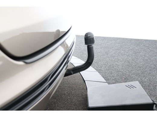 Ford Mondeo Wagon 2.0 IVCT HEV Titanium | Trekhaak | Panoramadak | Adaptive Cruise | BLIS | Sony Audio | Elek... ActivLease financial lease