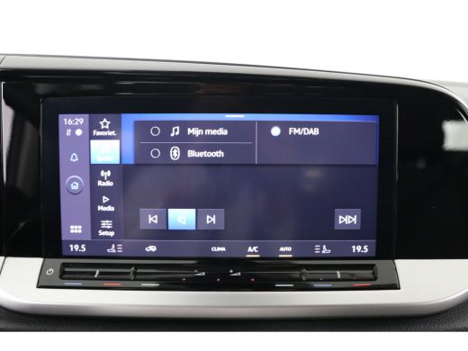 Ford Tourneo Connect Titanium | 7 Persoons! | Trekhaak | AGR | Stoel/Stuurverwarming | Standkachel | Cruise Adaptive |... ActivLease financial lease