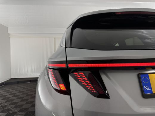 Hyundai Tucson 1.6 T-GDI HEV Comfort Smart (INCL-BTW) *FULL-LED | ADAPTIVE-CRUISE | HEATED-COMFORTSEATS | KEYLES... ActivLease financial lease