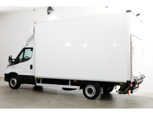 Iveco Daily 35S14 136pk HiMatic Automaat Bakwagen met laadklep en zijdeur H235cm 03-2022 ActivLease financial lease