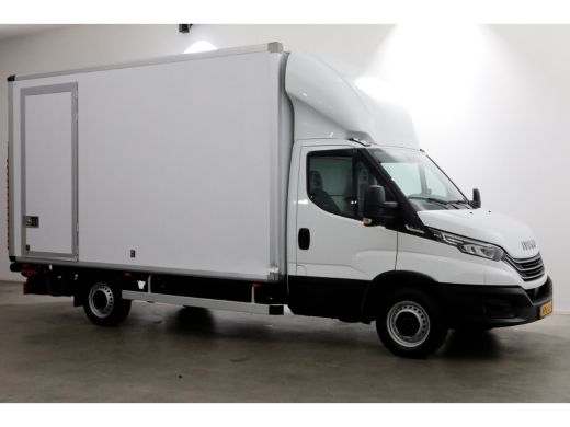 Iveco Daily 35S14 136pk HiMatic Automaat Bakwagen met laadklep en zijdeur H235cm 03-2022 ActivLease financial lease