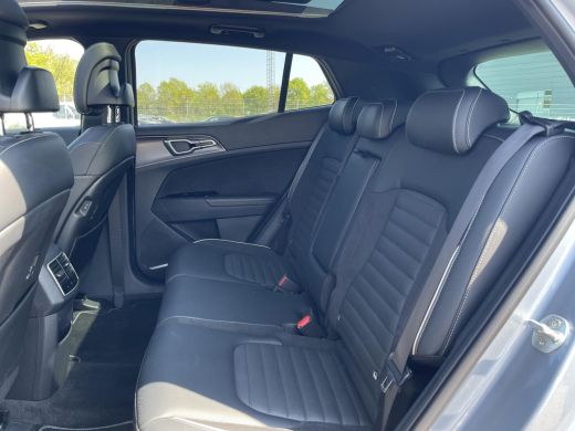 Kia Sportage 1.6 T-GDi Plug-in Hybrid AWD GT-PlusLine | Panoramadak | Stoel verwarming en ventilatie | | BTW ! ! ActivLease financial lease