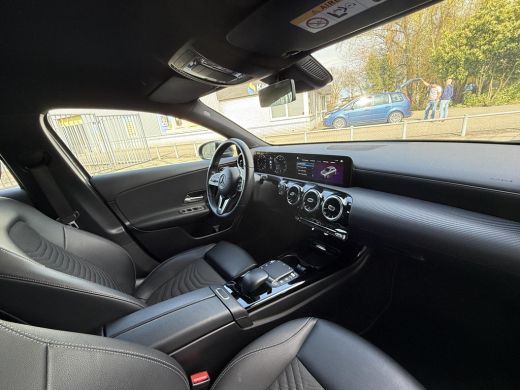 Mercedes-Benz A-Klasse 180 Aut. Edition Xenon-LED | Navi | Camera | M-Bux | Sport St. ActivLease financial lease