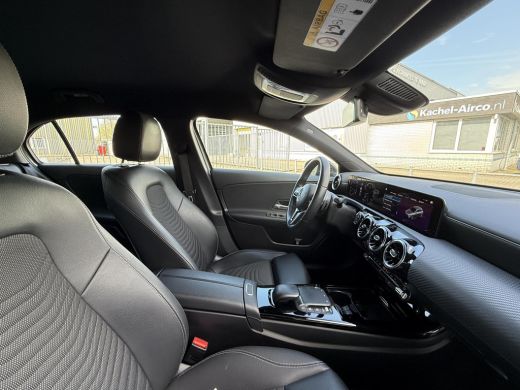 Mercedes-Benz A-Klasse 180 Aut. Edition Xenon-LED | Navi | Camera | M-Bux | Sport St. ActivLease financial lease