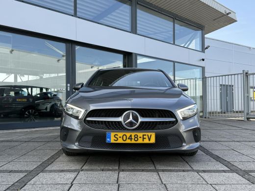 Mercedes-Benz A-Klasse 180 Aut. Edition Xenon-LED | Navi | Camera | M-Bux | Sport St. ActivLease financial lease