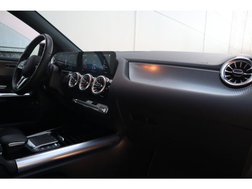 Mercedes-Benz B-Klasse 250 e Busin. Sfeerverlichting / Camera / 19inch / Trekhaak ActivLease financial lease