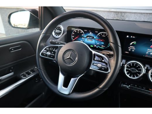 Mercedes-Benz B-Klasse 250 e Busin. Sfeerverlichting / Camera / 19inch / Trekhaak ActivLease financial lease