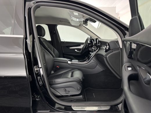 Mercedes-Benz GLC 300e 4MATIC Business Solution (Plug-In) {SOH-94%} (INCL-BTW) *LEATHER | FULL-LED | DIGI-COCKPIT |... ActivLease financial lease