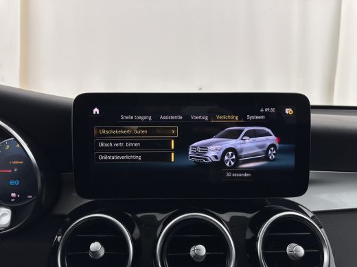 Mercedes-Benz GLC 300e 4MATIC Business Solution (Plug-In) {SOH-94%} (INCL-BTW) *LEATHER | FULL-LED | DIGI-COCKPIT |... ActivLease financial lease