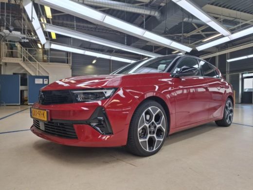 Opel Astra 1.2 Turbo Hybrid Ultimate | Schuif-/Kanteldak | Alcantara | Stoel/Stuurverwarming | HUD | Intelli...
