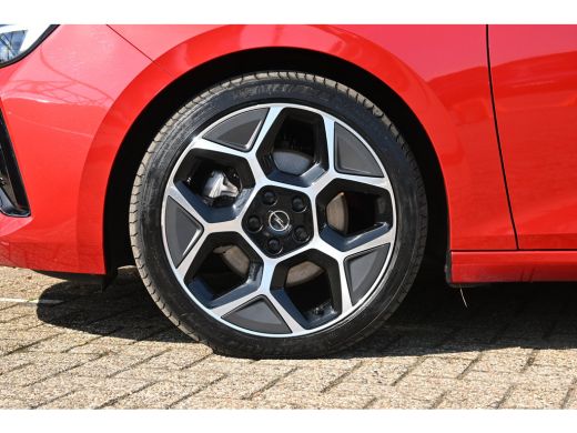 Opel Astra 1.2 Turbo Hybrid Ultimate | Schuif-/Kanteldak | Alcantara | Stoel/Stuurverwarming | HUD | Intelli... ActivLease financial lease