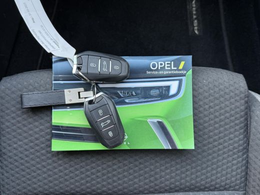 Opel Astra Sports Tourer 1.6 Aut. Hybrid 180pk Edition | Navi | Camera | Trekhaak ActivLease financial lease