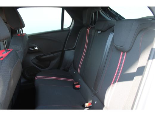 Opel Corsa 1.2 GS Line | Camera | LED koplampen | Cruise control | Dodehoek detectie | Apple Carplay/ Androi... ActivLease financial lease