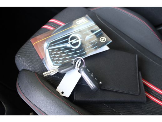 Opel Corsa 1.2 GS Line | Camera | LED koplampen | Cruise control | Dodehoek detectie | Apple Carplay/ Androi... ActivLease financial lease