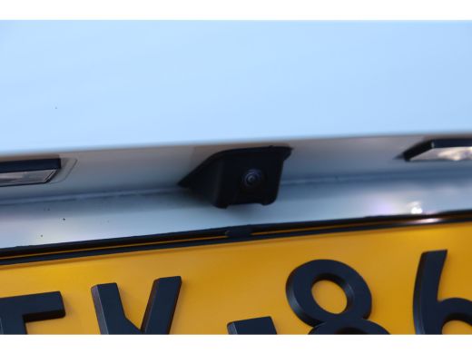 Opel Corsa 1.2 TURBO 100PK 5-DRS ELEGANCE GS-LINE / NAVI / LEDER / CLIMA / LED / PDC / 17" LMV / UNIEK / CAM... ActivLease financial lease