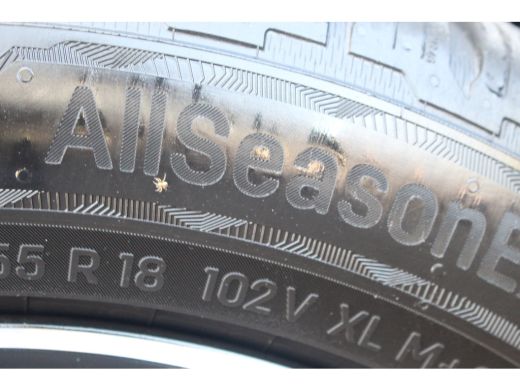 Opel Grandland X 1.6 Turbo Hybrid4 Ultimate ActivLease financial lease