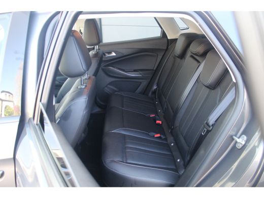 Opel Grandland X 1.6 Turbo Hybrid4 Ultimate ActivLease financial lease