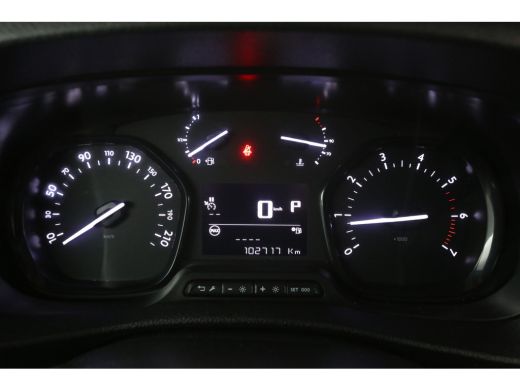 Opel Vivaro 2.0 CDTI L2H1 Innovation | Aut. | Airco | Cruise | 3 Zits | Trekhaak | Carplay | Imperiaal ActivLease financial lease