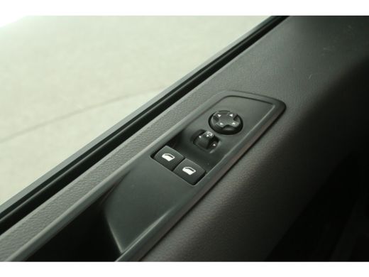 Opel Vivaro 2.0 CDTI L2H1 Innovation | Aut. | Airco | Cruise | 3 Zits | Trekhaak | Carplay | Imperiaal ActivLease financial lease