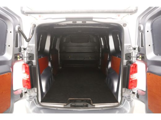 Opel Vivaro 2.0 CDTI L2H1 Innovation | Aut. | Airco | Cruise | 3 Zits | Trekhaak | Carplay | Imperiaal ActivLease financial lease