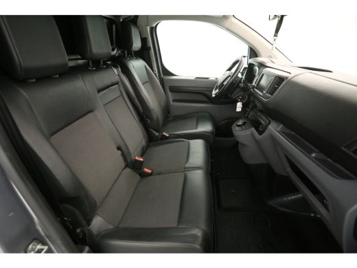 Opel Vivaro 2.0 CDTI L2H1 Innovation | Aut. | Airco | Cruise | 3 Zits | Trekhaak | Carplay | Imperiaal ActivLease financial lease